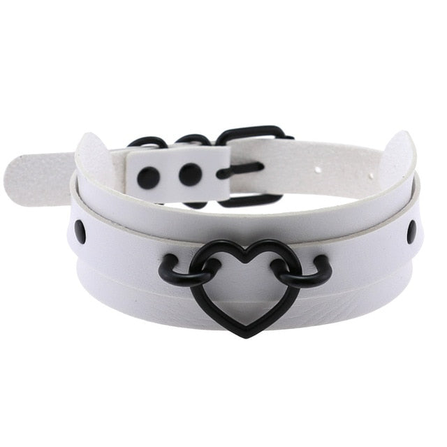 Goth White Chocker
