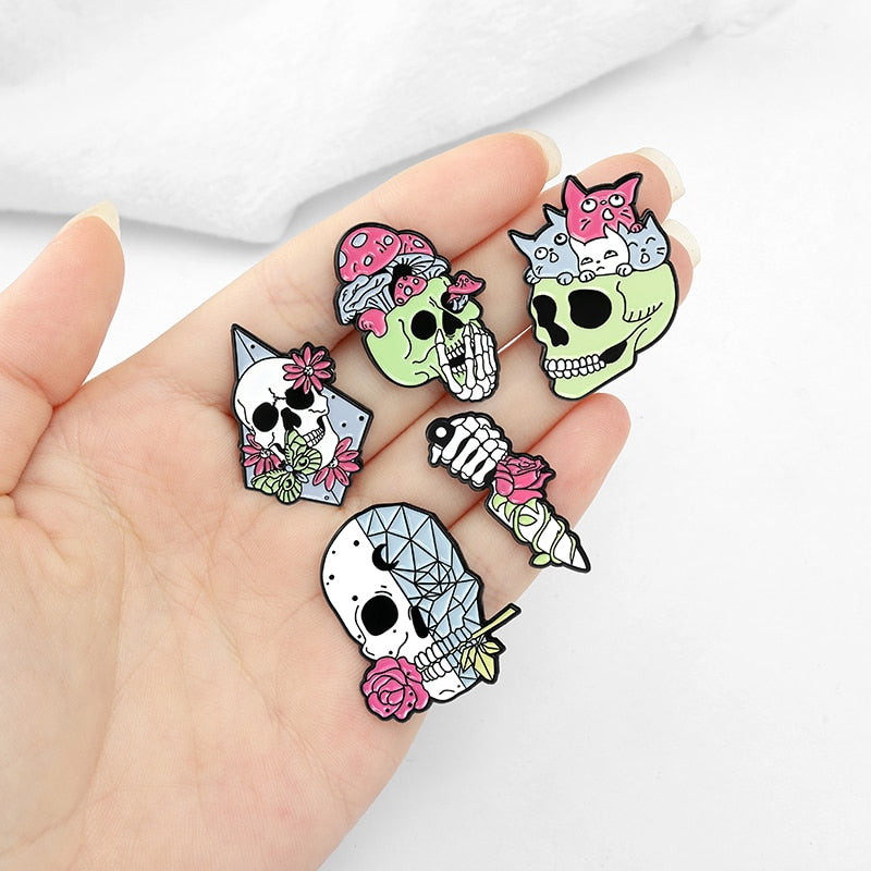 Skull Life Pins