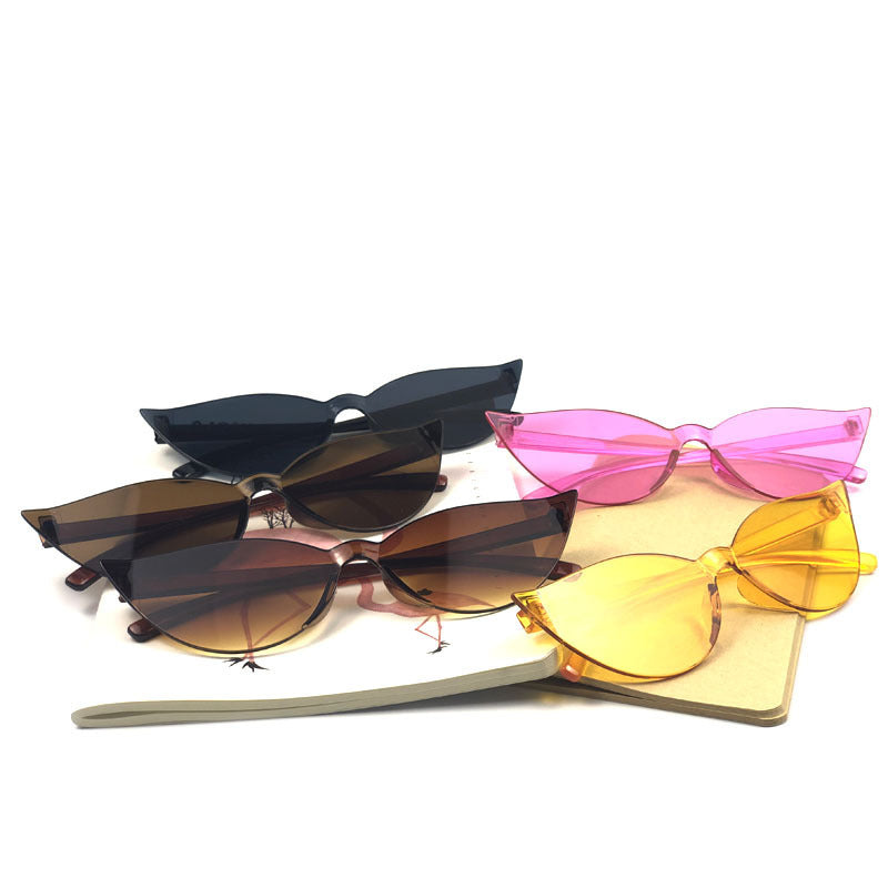 Pointy Fashion Sunglasses