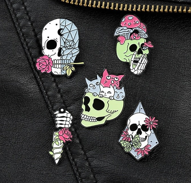 Skull Life Pins