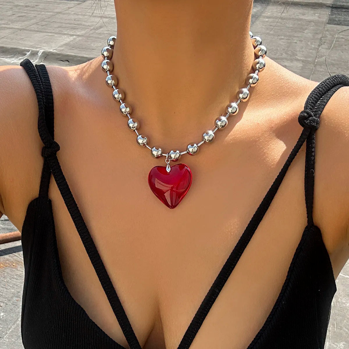 Big-Pearled Heart Necklace