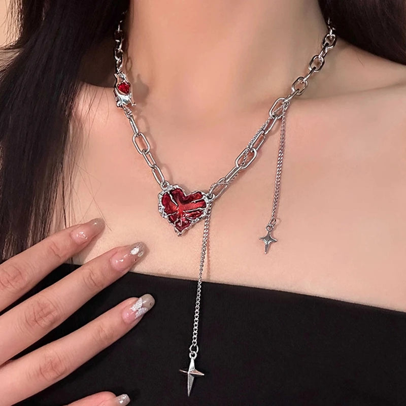 Chainy Heart Necklace