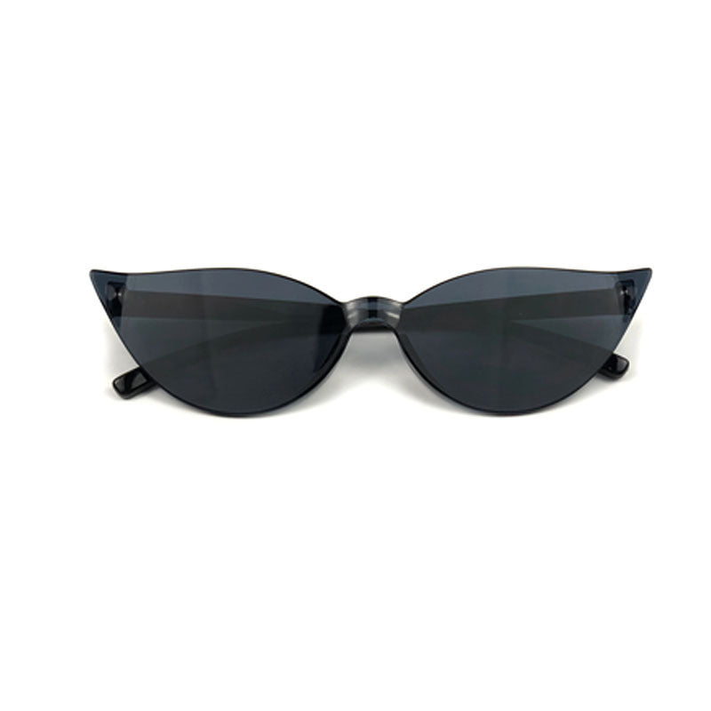 Pointy Fashion Sunglasses